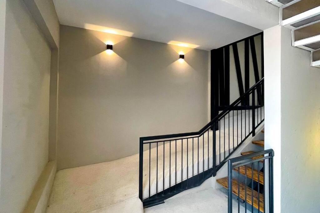 2ph Large 2brm 3 Bath Ac Private Terrace *