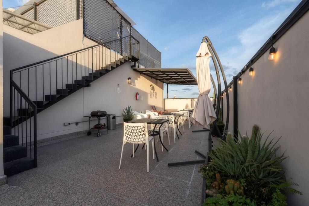 Holiday home 2ph Large 2brm 3 Bath Ac Private Terrace