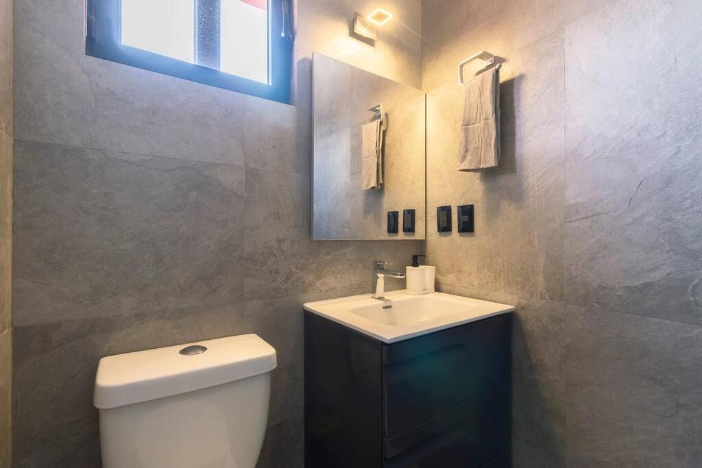 Holiday home 2ph Large 2brm 3 Bath Ac Private Terrace Mexico City